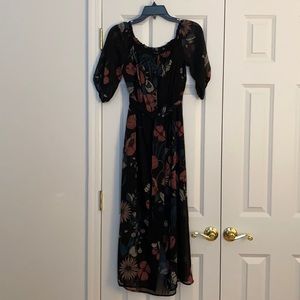 Black floral off the shoulder midi dress, S